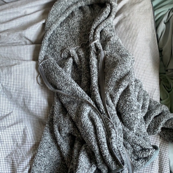 Fuzzy zip up hoodie from SHEIN - Picture 2 of 2